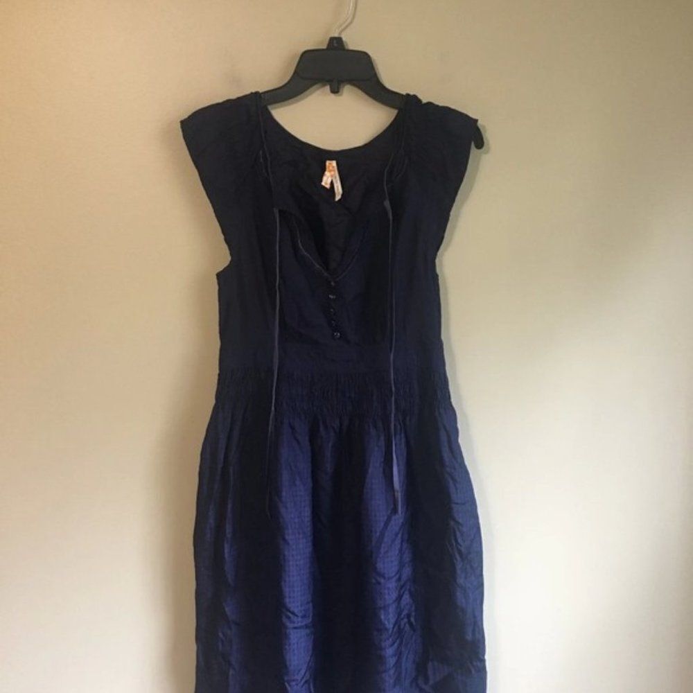 Maeve size 4 silk navy dress